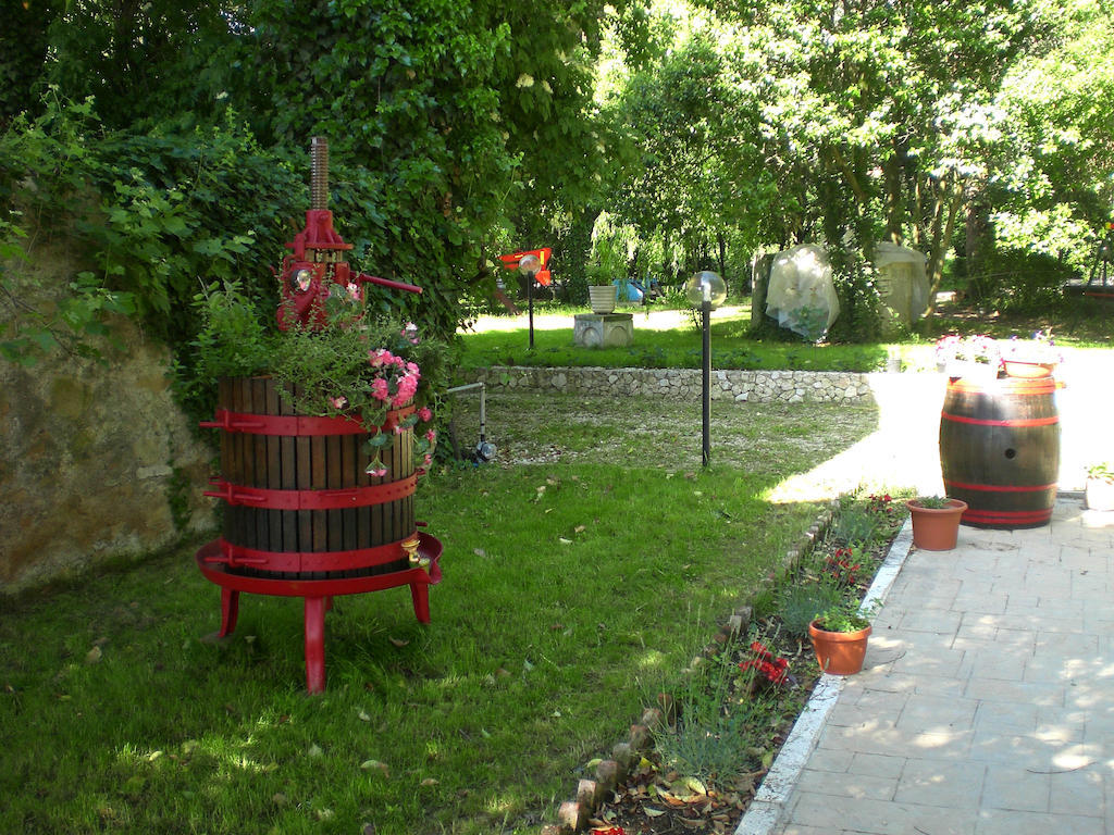 Valle Degli Arci Castel Madama Buitenkant foto