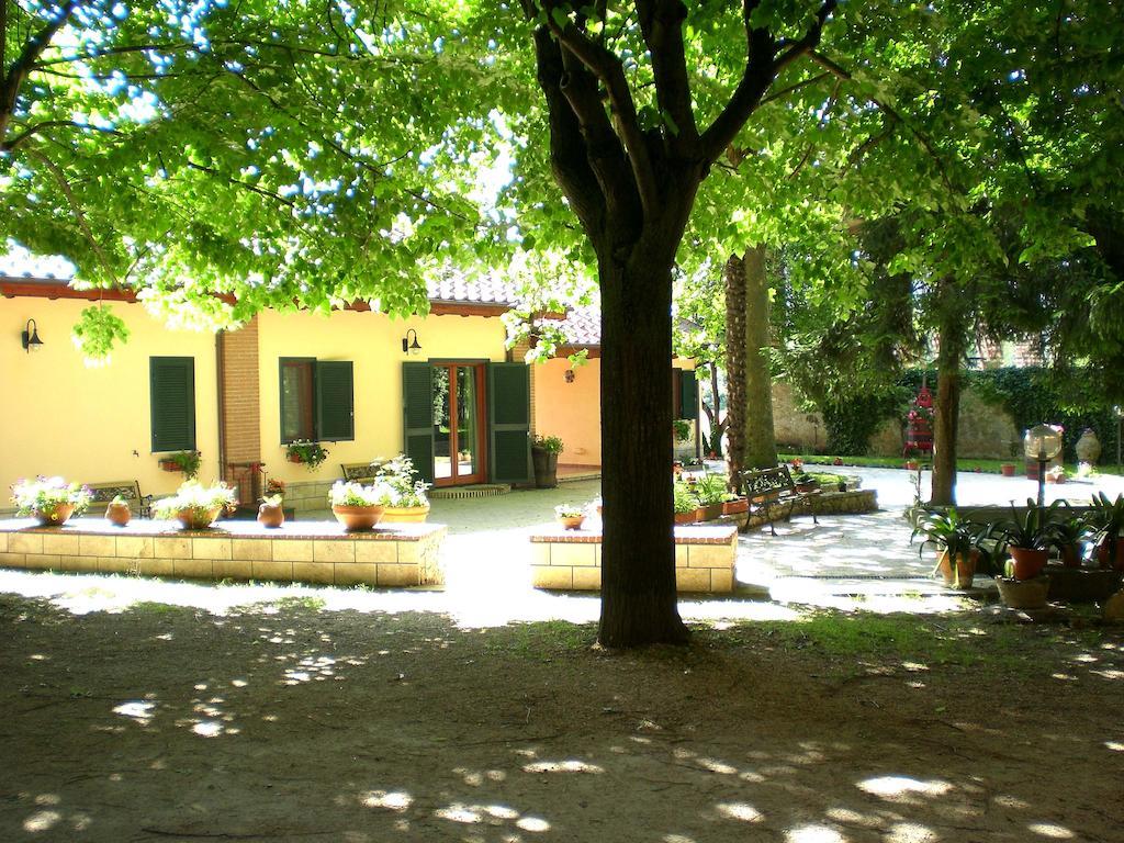 Valle Degli Arci Castel Madama Buitenkant foto
